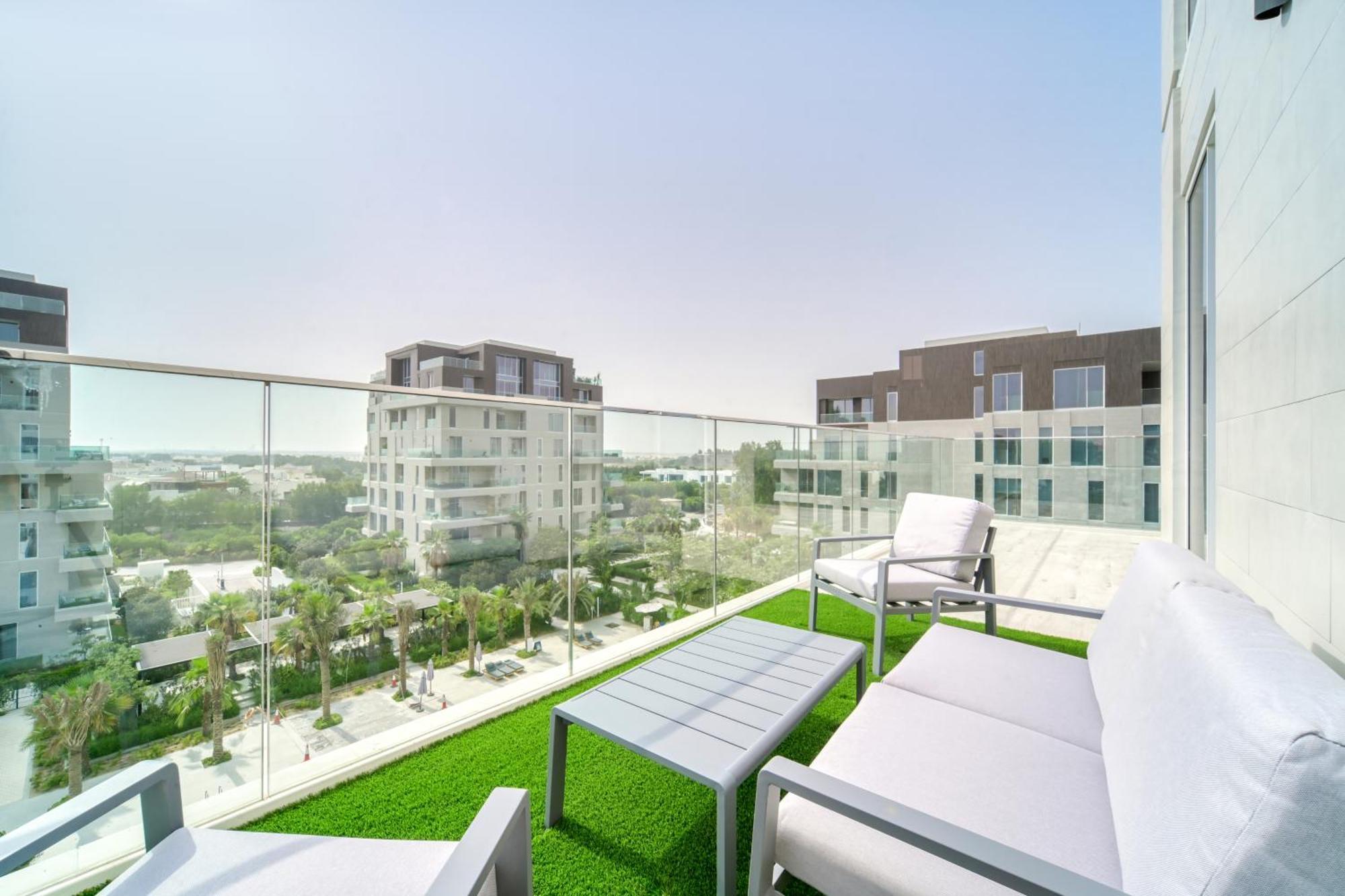Stella Stays Al-Barari Dubai Room photo